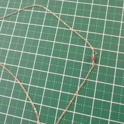 宝石質ルビーの一粒ネックレス 3枚目の画像