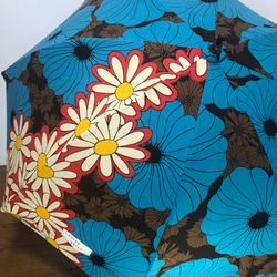送料無料　手作り日傘　ブルーの花とマーガレット 5枚目の画像