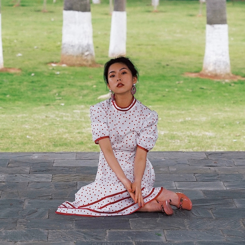 シルク】【ベルト付き】【春夏】ポルカドットワンピース【1950年代