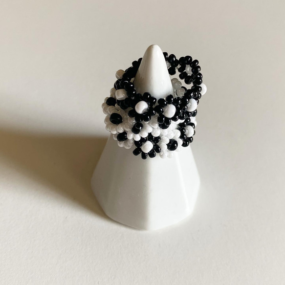 ＊white&black flower mask coad(+ring)＊ 3枚目の画像