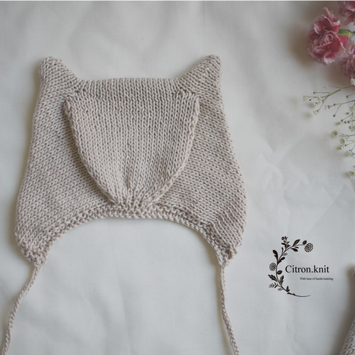 BABY ねこみみボンネット オフ白×サックス 春夏糸追加！ ベビーボンネット「 neko mimi 」 ねこみみ