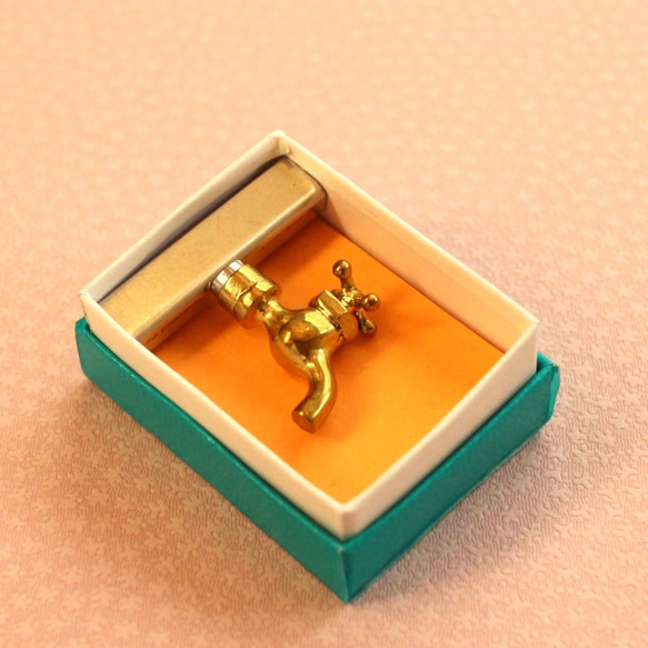 じゃぐちマグネット #126  金色ゴールド色の蛇口、ギフト、プレゼントに最適 6枚目の画像