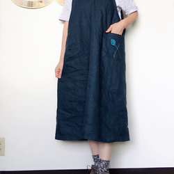 ブルーグリーンのリネンのジャンパースカート 1枚目の画像