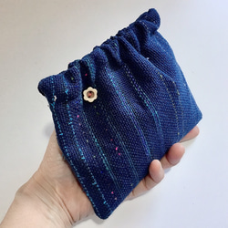 【手作りキット難易度ゼロ】手縫いで作る　手織りの簡単パックンポーチ キット(ブルー系) 1枚目の画像