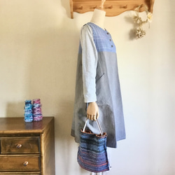 手織りとハーフリネンのバルーンジャンバースカート（グレイッシュ水色M～Lサイズ） 5枚目の画像
