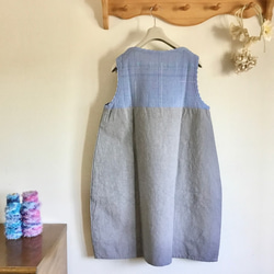 手織りとハーフリネンのバルーンジャンバースカート（グレイッシュ水色M～Lサイズ） 7枚目の画像
