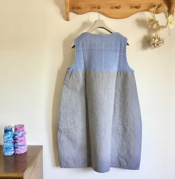手織りとハーフリネンのバルーンジャンバースカート（グレイッシュ水色M～Lサイズ） 7枚目の画像