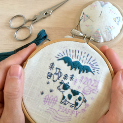 [刺繍キット]シンプル牧場牛の刺繍飾り 1枚目の画像