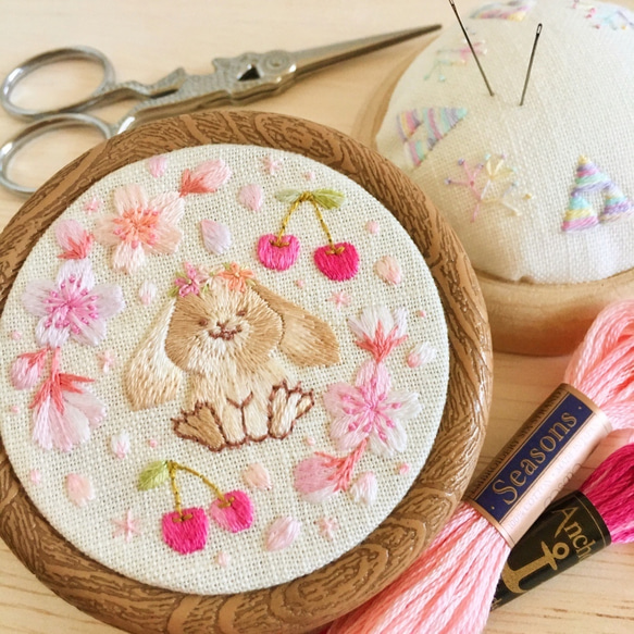 [マステ＋ミニカード] ✳︎動物刺繍デザイン✳︎ Cherry blossom rabbit ウサギと桜とサクランボ 13枚目の画像