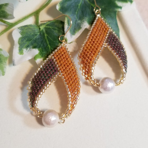 リボンモチーフピアス J-E241016（4週間発送） ピアス（スタッド・一粒  