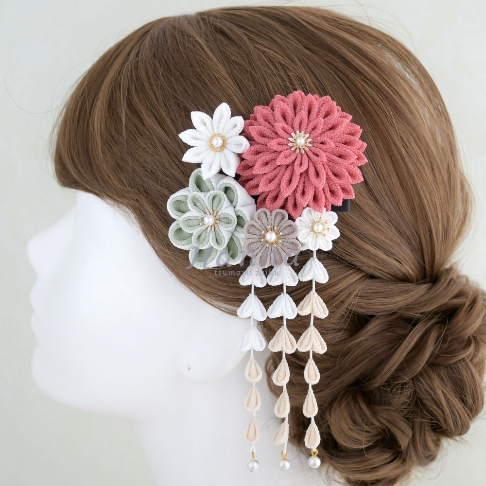 成人式 髪飾り つまみ細工