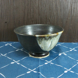 陶器 ご飯茶碗 やや大　黒＋白【210307】 1枚目の画像