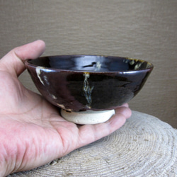 陶器ご飯茶碗（大）黒・白 5枚目の画像