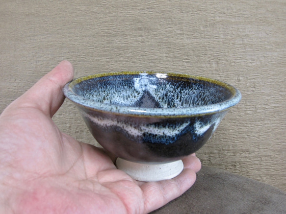 陶器ご飯茶碗（大）青黒＋白 5枚目の画像
