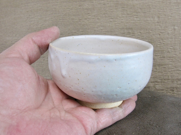 陶器ご飯茶碗（中）藁白釉 5枚目の画像