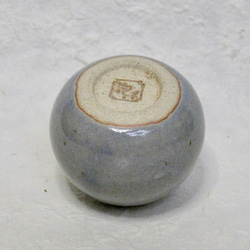 陶器 マイクロ一輪挿し 球型　青灰釉【190810】 4枚目の画像