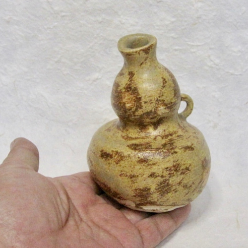 陶器 壁掛け一輪挿し 曲ひょうたん型【190802】 一輪挿し・花瓶 陶器 壁掛け一輪挿し 曲ひょうたん型【190802】 一輪挿し・花瓶