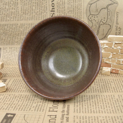 陶器ご飯茶碗（やや大）鉄赤色　【200104】 3枚目の画像