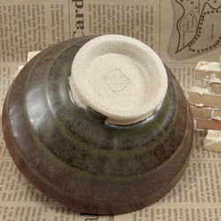 陶器ご飯茶碗（やや大）鉄赤色　【200104】 4枚目の画像