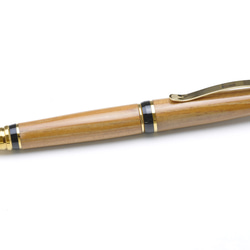 「神代杉」で作ったボールペン　　コーティング仕上げ 1枚目の画像