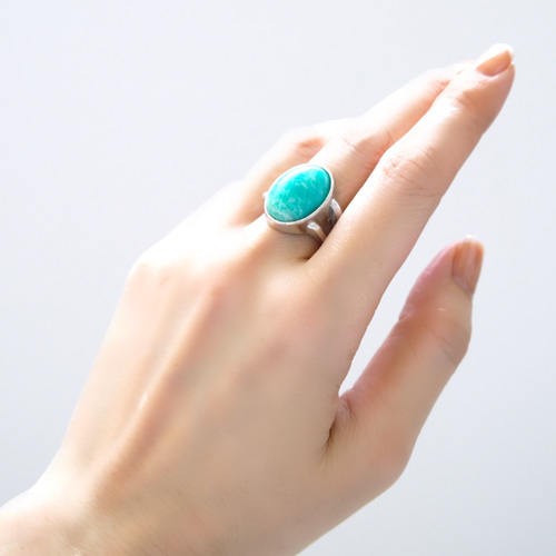 レインボームーンストーン オーバル カボション シルバー ボリューム