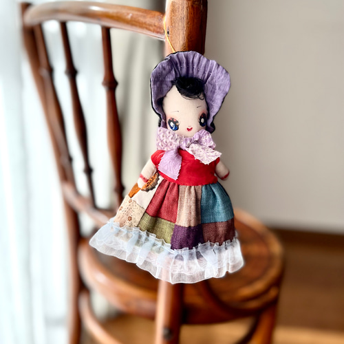 レトロな文化人形 紫リボン 和布人形 古布ドール キュート人形