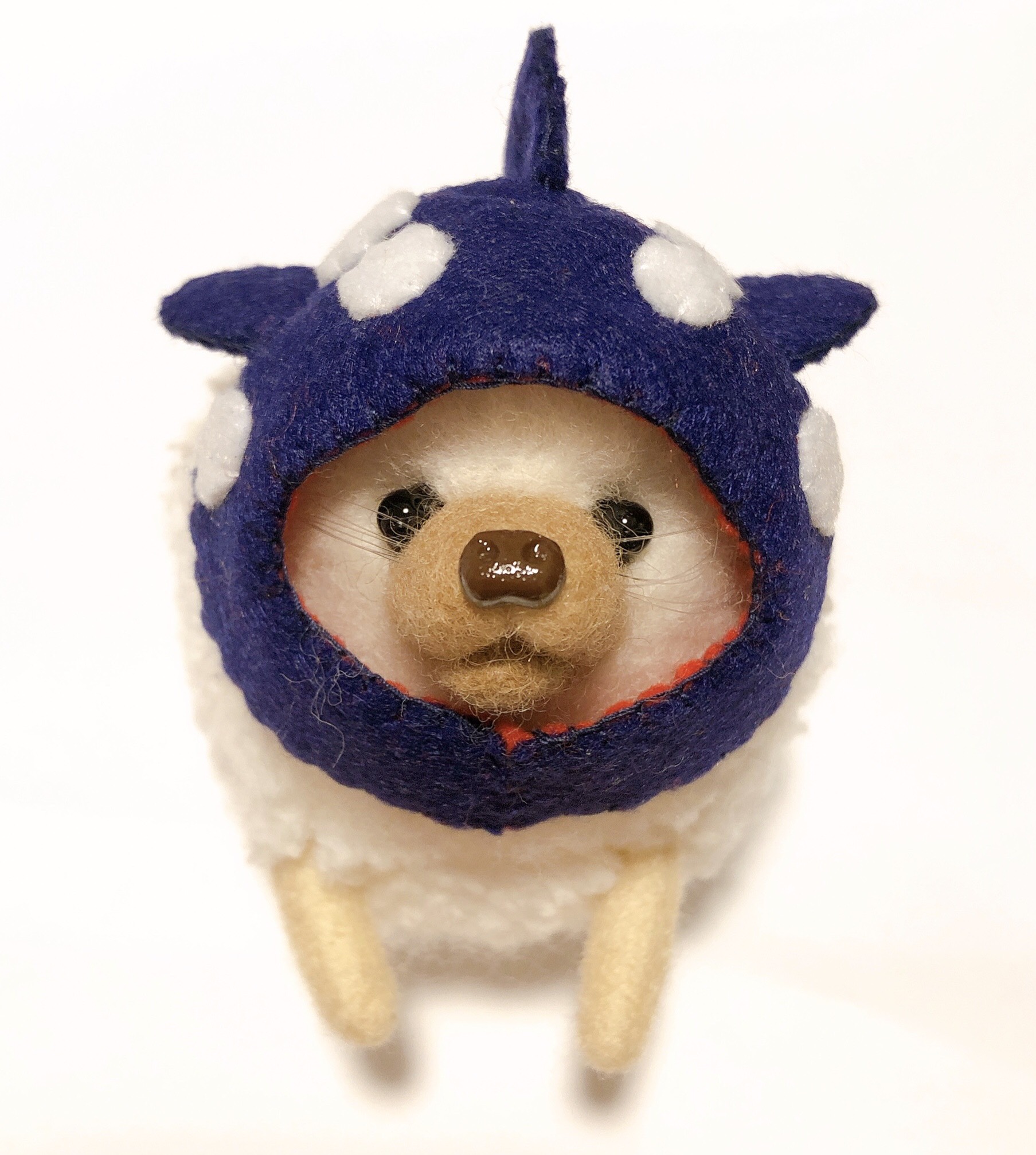 海外作家様 ハンドメイド ぬいぐるみ ハリネズミ 帽子付き 海外作家様