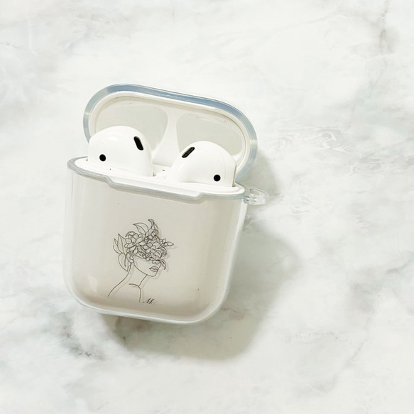 ＜イニシャル可＞AirPods1/2/Proケース フラワーレディー手書き線アート 韓国 ハンドメイド オーダーメイド 10枚目の画像