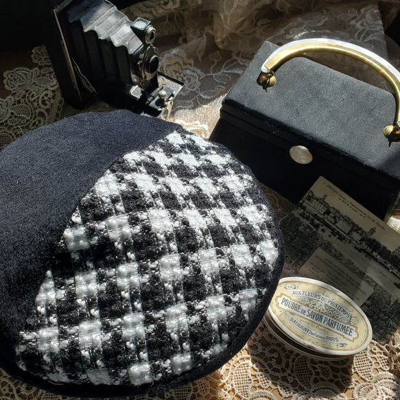 ”2021年冬の新商品”　　ツートンカラーのベレー帽❤️ 2枚目の画像