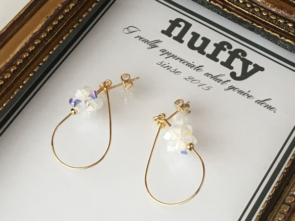 Swarovski ＆drop hoop ピアス(orイヤリングor樹脂ノンホールピアス)～white opal 1枚目の画像