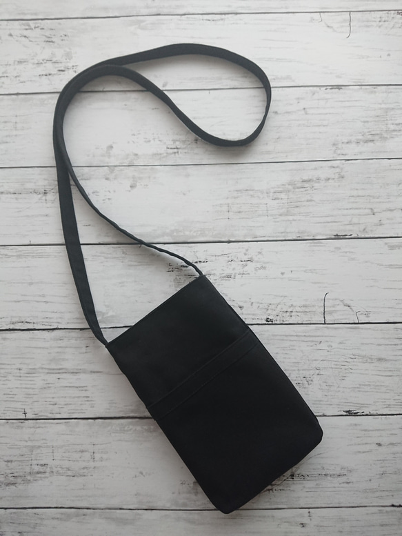 ※受注製作※　帆布のスマホショルダー サコッシュ /ブラック 1枚目の画像