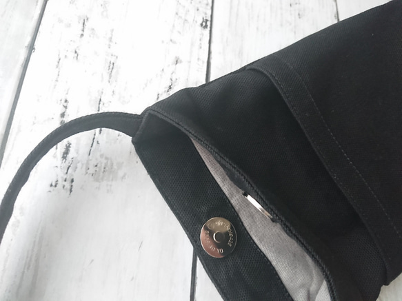 ※受注製作※　帆布のスマホショルダー サコッシュ /ブラック 3枚目の画像