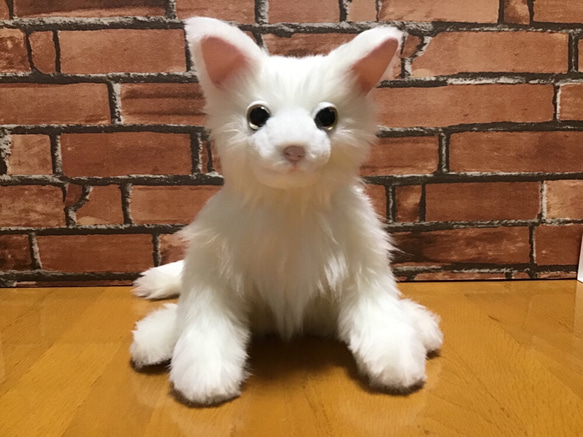 〈受注製作〉愛猫ちゃんオーダーメイド縫いぐるみ(成猫ちゃん)〈ペットと暮らす2021〉 1枚目の画像