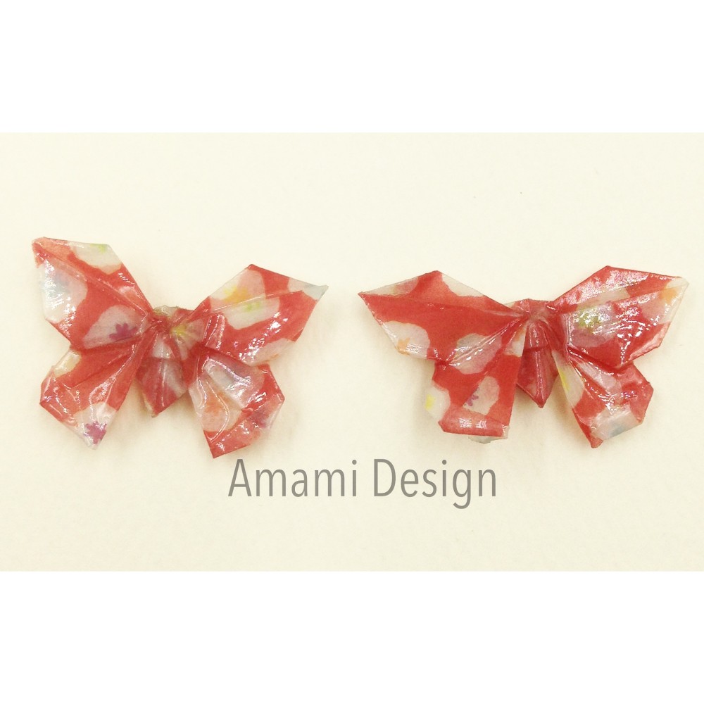 折り紙ピアス★赤い蝶