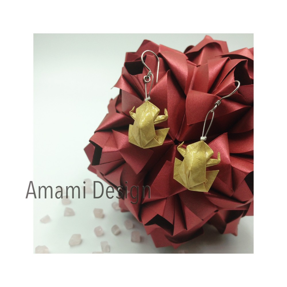 揺れる折り紙ピアス★黄金のカエル 4,661円