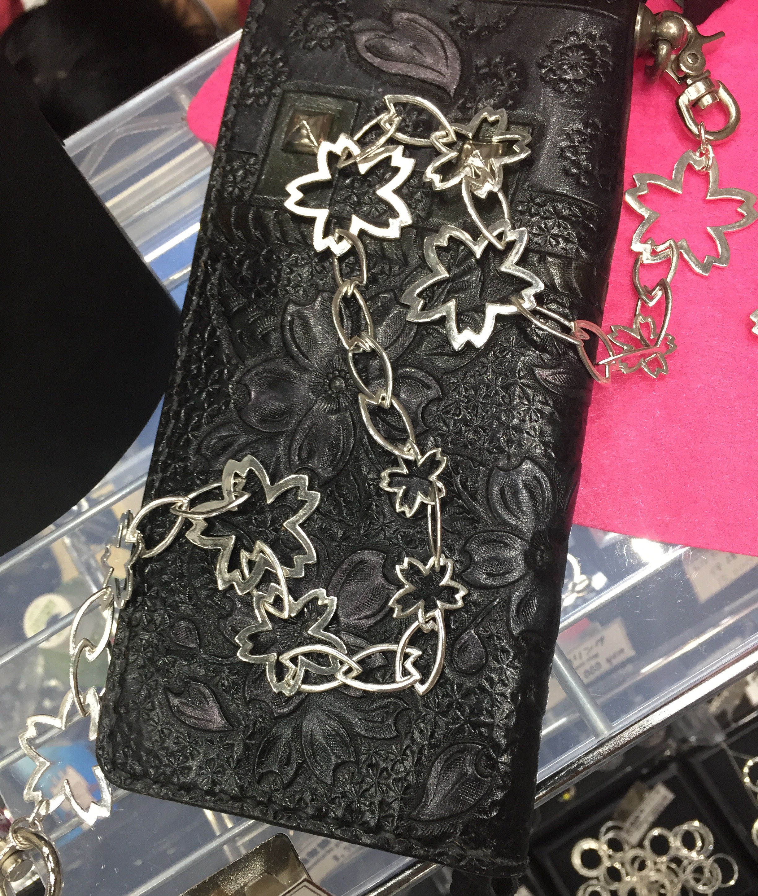 桜ウォレットチェーン