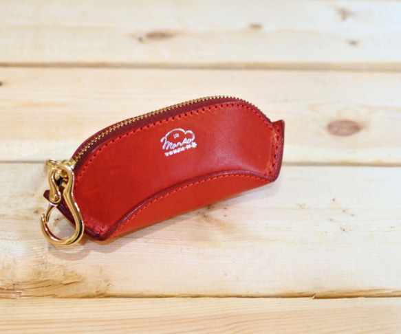 la culla美麗的紅色鑰匙包和零錢包 第2張的照片