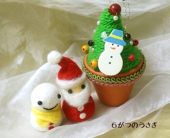 羊毛フェルト サンタ＆ゆきだるま 羊毛フェルト 6gatuusagi 通販