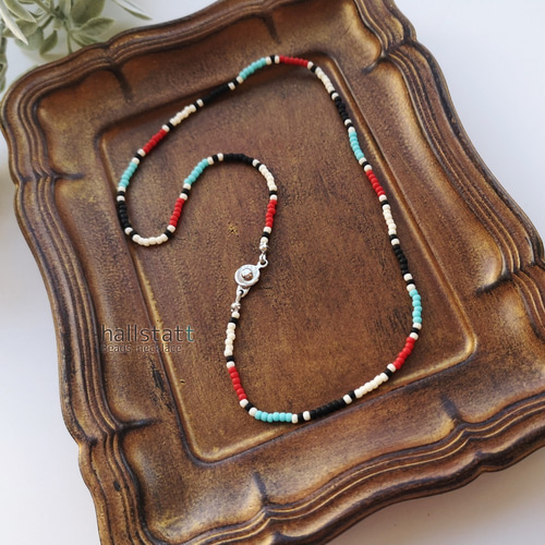 ネイティブカラーのビーズネックレス ビーズアクセサリー ターコイズ