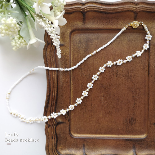 ❁ White Jasmine * ホワイトフラワーのビーズネックレス 花 ❁ White Jasmine * ホワイトフラワーのビーズネックレス 花