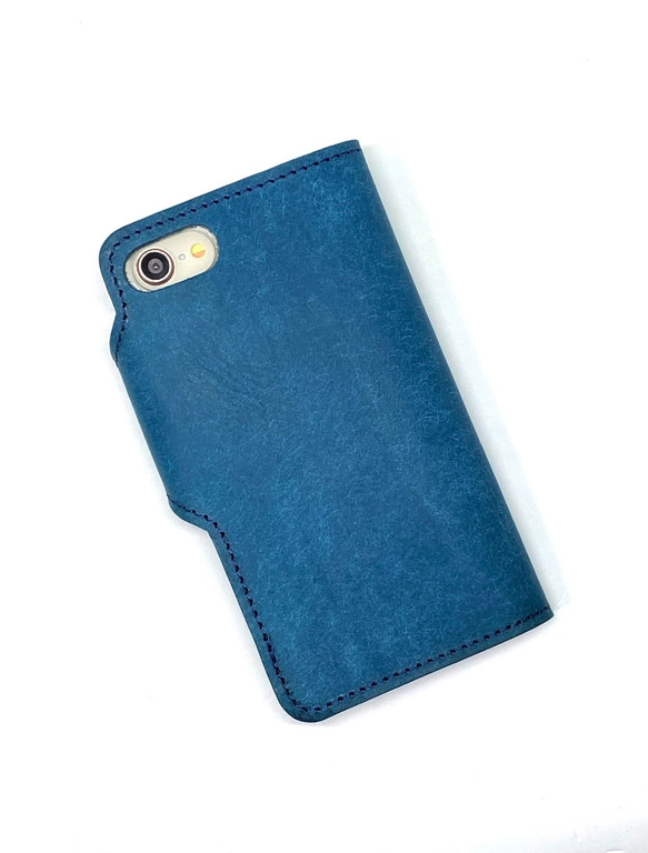 プエブロ　イタリアンレザー　iPhone SE2/8/7 手帳型ケース　　本革　ヌメ革　一枚革　ブルー 2枚目の画像