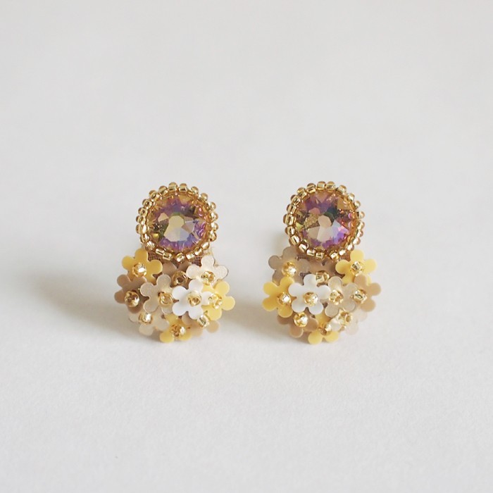 ビジュー＆ブーケピアス/イヤリング　キンモクセイ