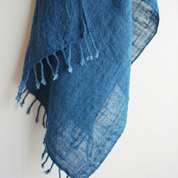 【CREOLE】手紡ぎ手織り大判ストール・薄藍 3枚目の画像