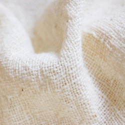 【CREOLE】手紡ぎ手織り大判ストール・白 3枚目の画像