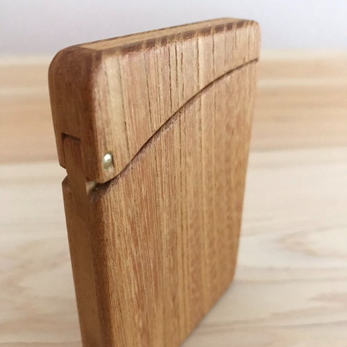 高知県産無垢材ケヤキ たて型名刺入れ、カードケース 名刺入れ・カード