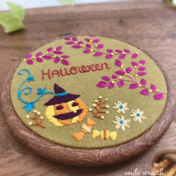 【ハロウィン刺繍フレーム　中】ハロウィンインテリアに♪　贈り物におすすめ♡ 5枚目の画像