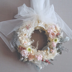 tutu* wreath bouquet :チュールとスモーキーカラーのリースブーケ 4枚目の画像