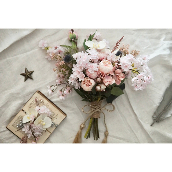 bouquet 桜と胡蝶蘭のブーケ　ウェディング　前撮り　ドライフラワー　白無垢　桜　胡蝶蘭　ギフト 2枚目の画像