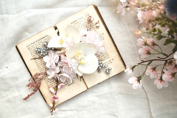 桜と胡蝶蘭のヘッドパーツ　ウェディング　着物　振袖　チュール 6枚目の画像