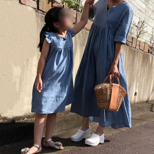 親子リンクコーデ　ドレス2着セット　ハンドメイド　ワンピース　ネイビー 親子リンクコーデ ドレス2着セット ハンドメイド ワンピース